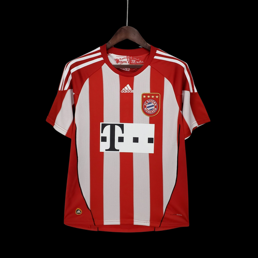 Bayern Munich Retro Jersey 10/11